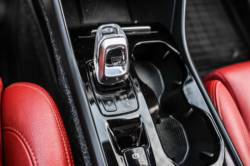 volvo XC40 2021 - 17
