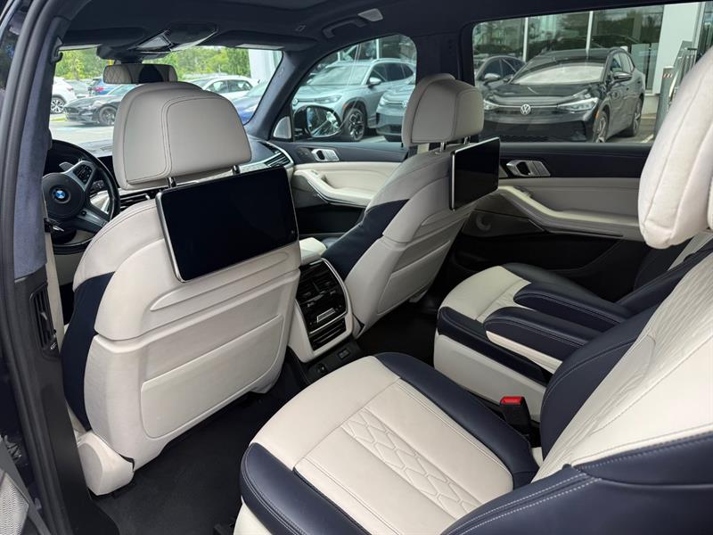 bmw X7 2022 - 8
