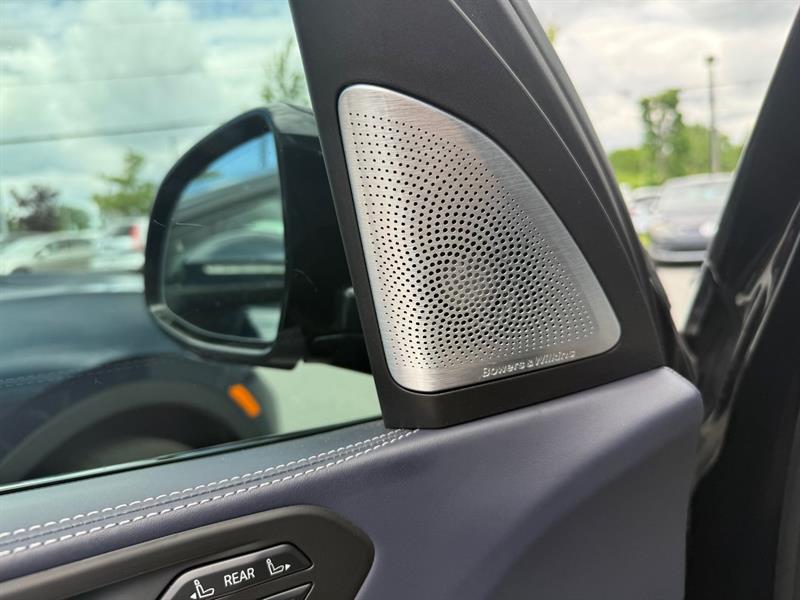 bmw X7 2022 - 12