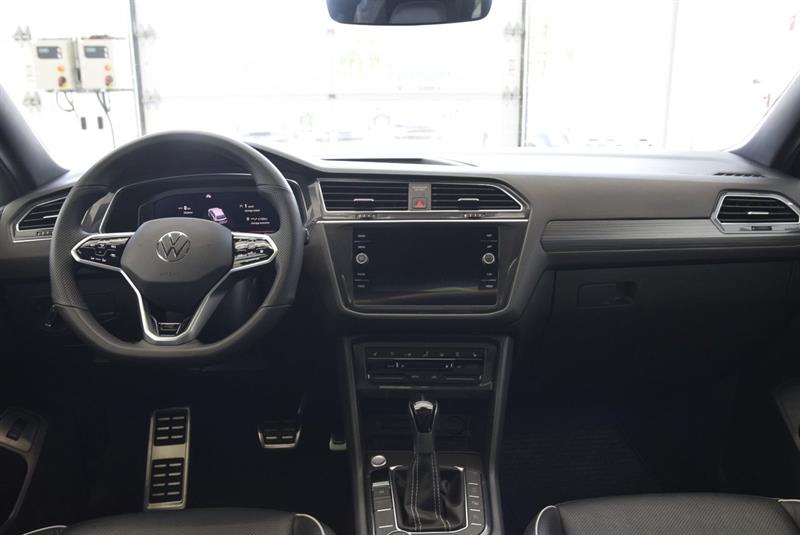 volkswagen Tiguan 2022 - 24