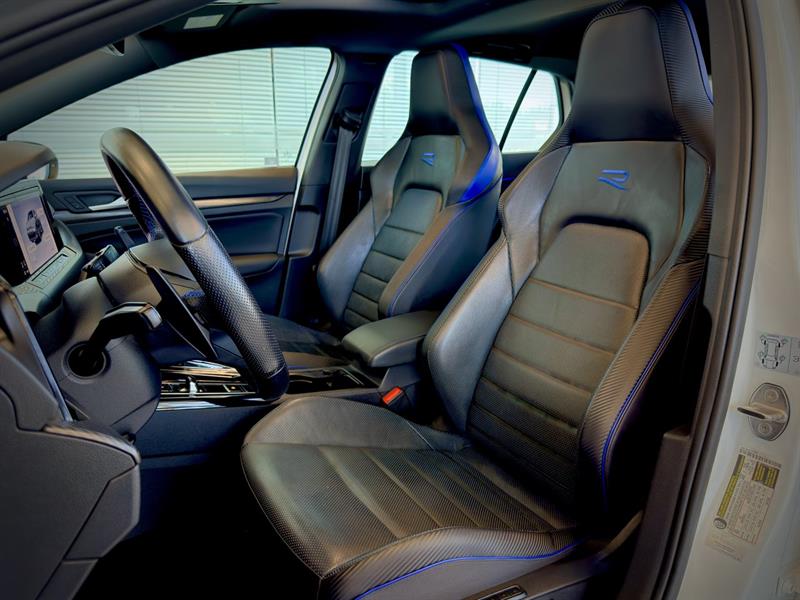 volkswagen Golf R 2023 - 19
