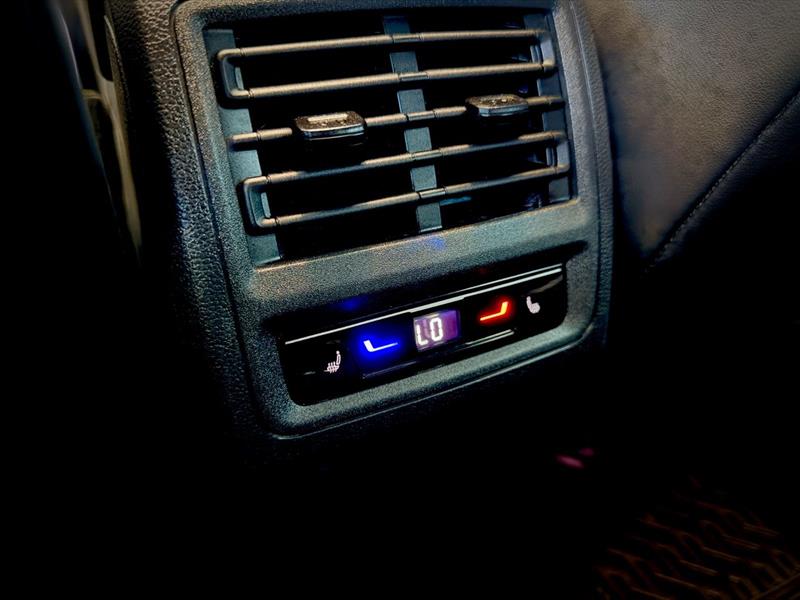 volkswagen Golf R 2023 - 23