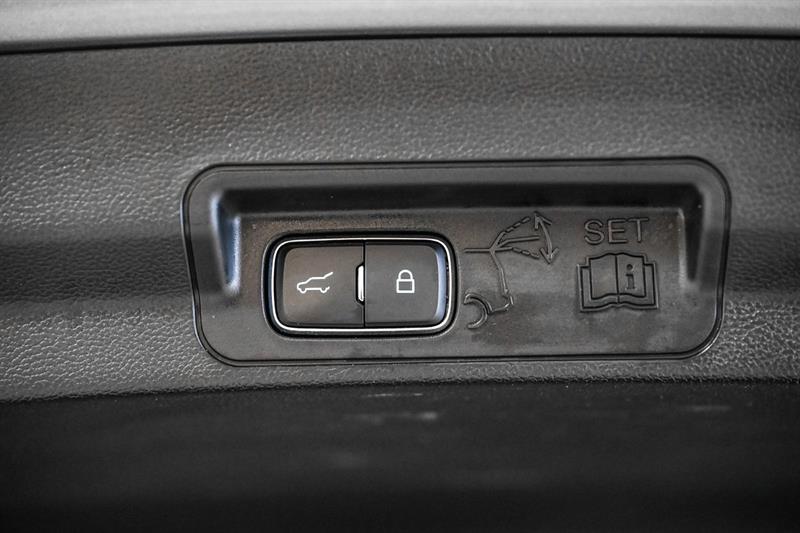 ford Explorer 2023 - 20