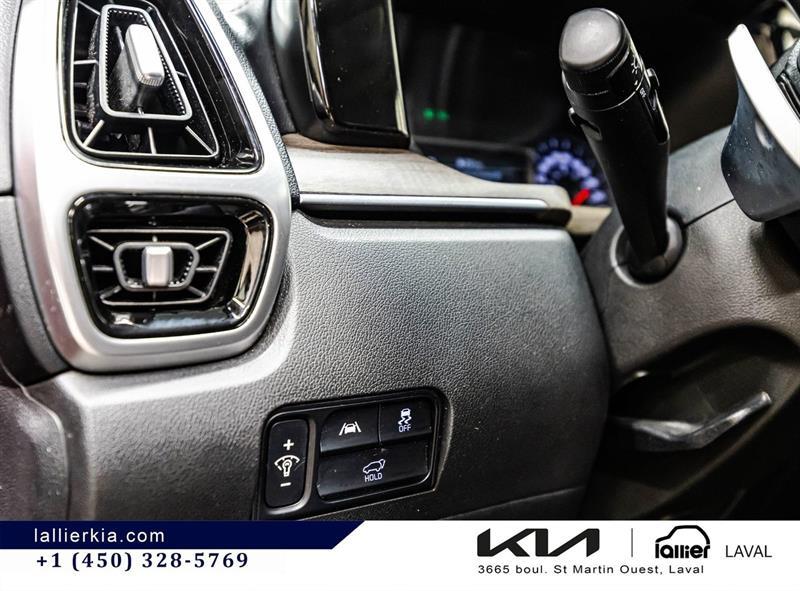 2021 Kia Sorento - Image 22