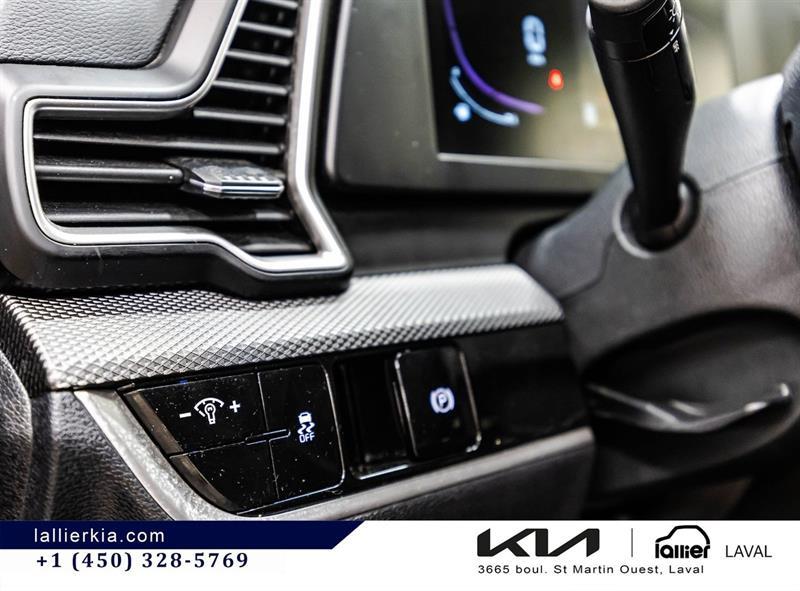 2023 Kia Sportage - Image 18