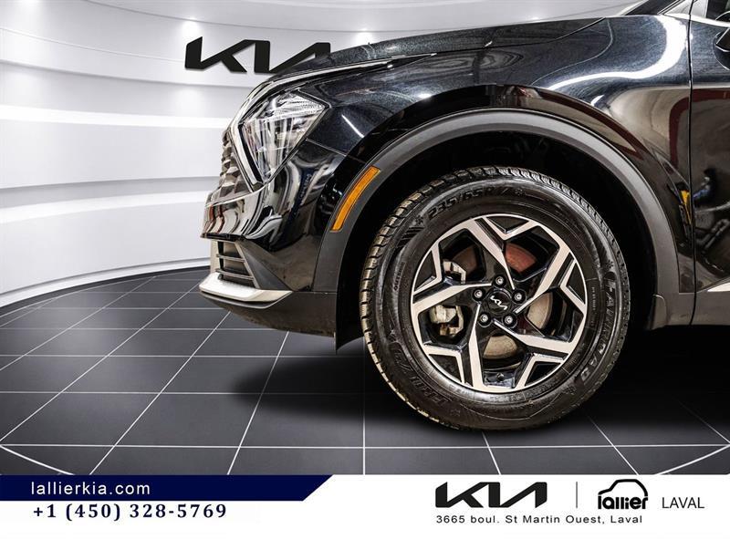 2025 Kia Sportage - Image 10