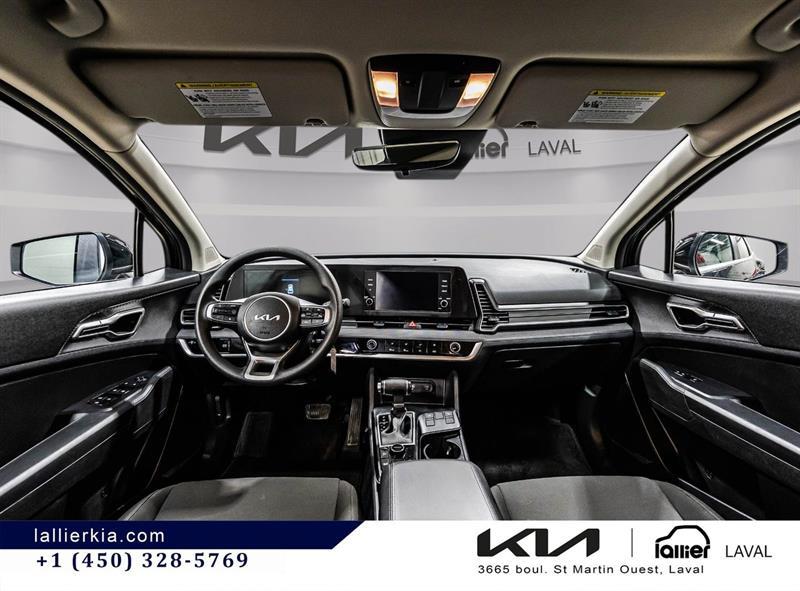 2025 Kia Sportage - Image 14