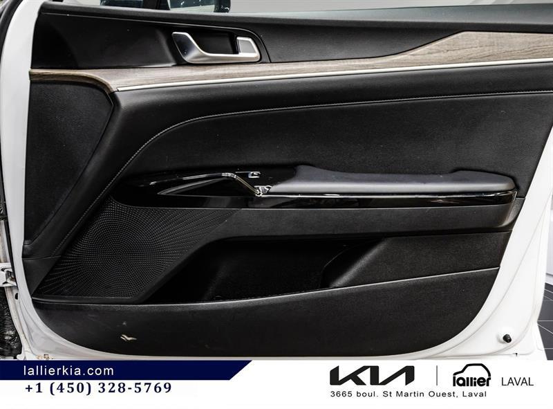 2023 Kia K5 - Image 17
