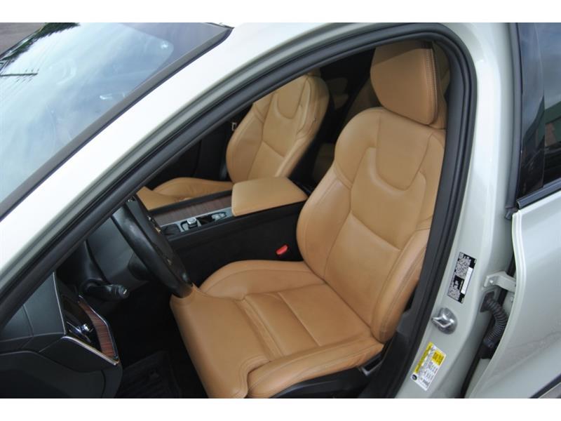 2022 Volvo V60 - Image 9