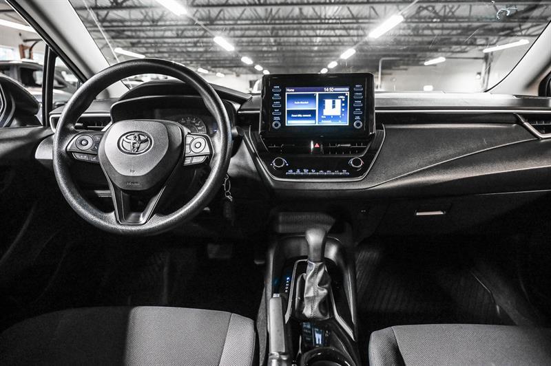 2022 Toyota Corolla - Image 25