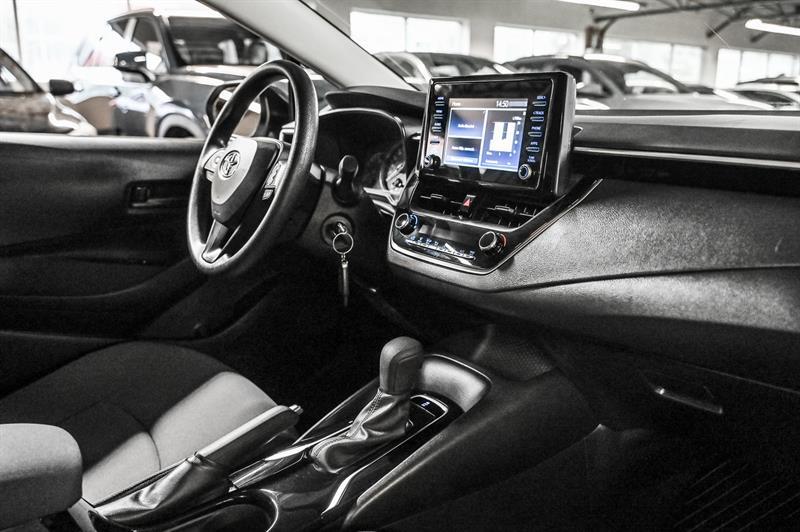 2022 Toyota Corolla - Image 28