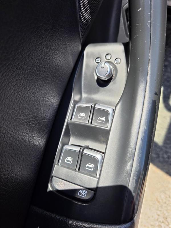 2016 Audi Q3 - Image 18