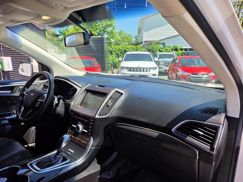 2017 Ford Edge - Image 10