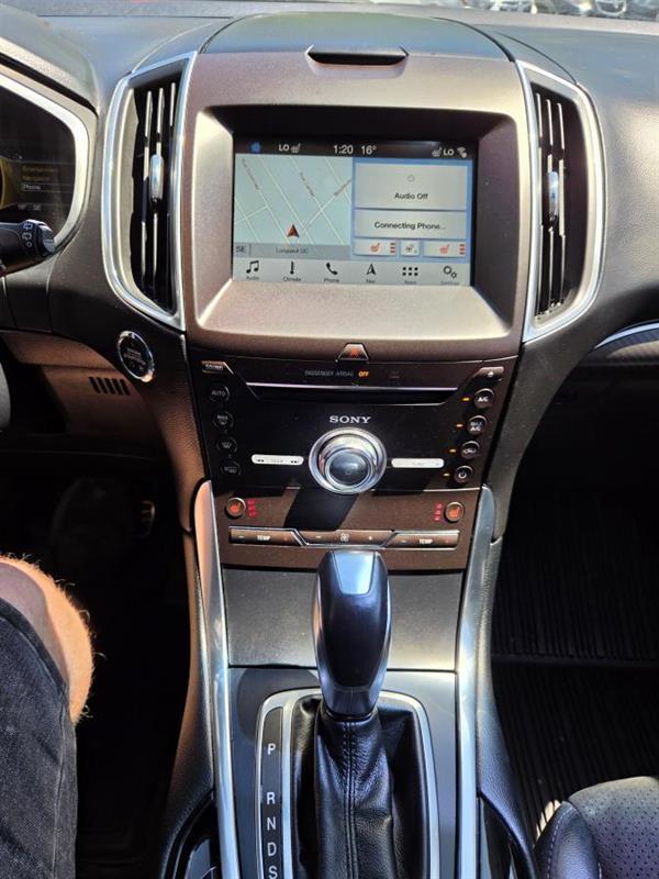 2017 Ford Edge - Image 20