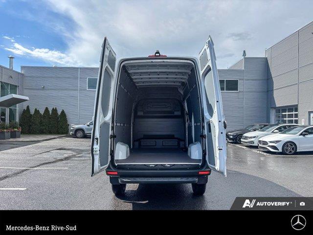 mercedes-benz Sprinter fourgonnette d'équipe 2026 - 17
