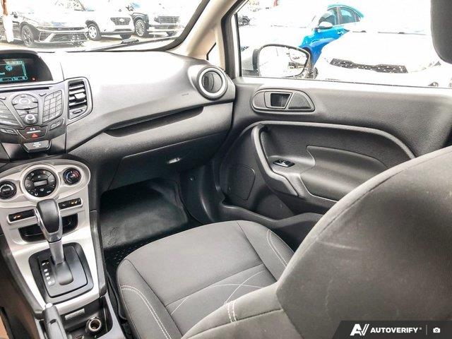 ford Fiesta 2017 - 24