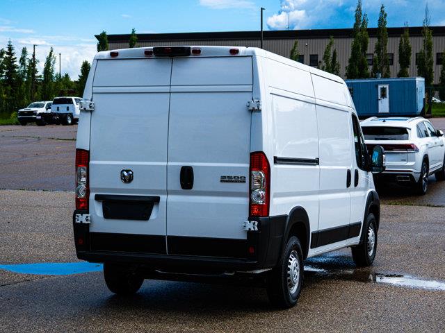 ram ProMaster Cargo Van 2025 - 13