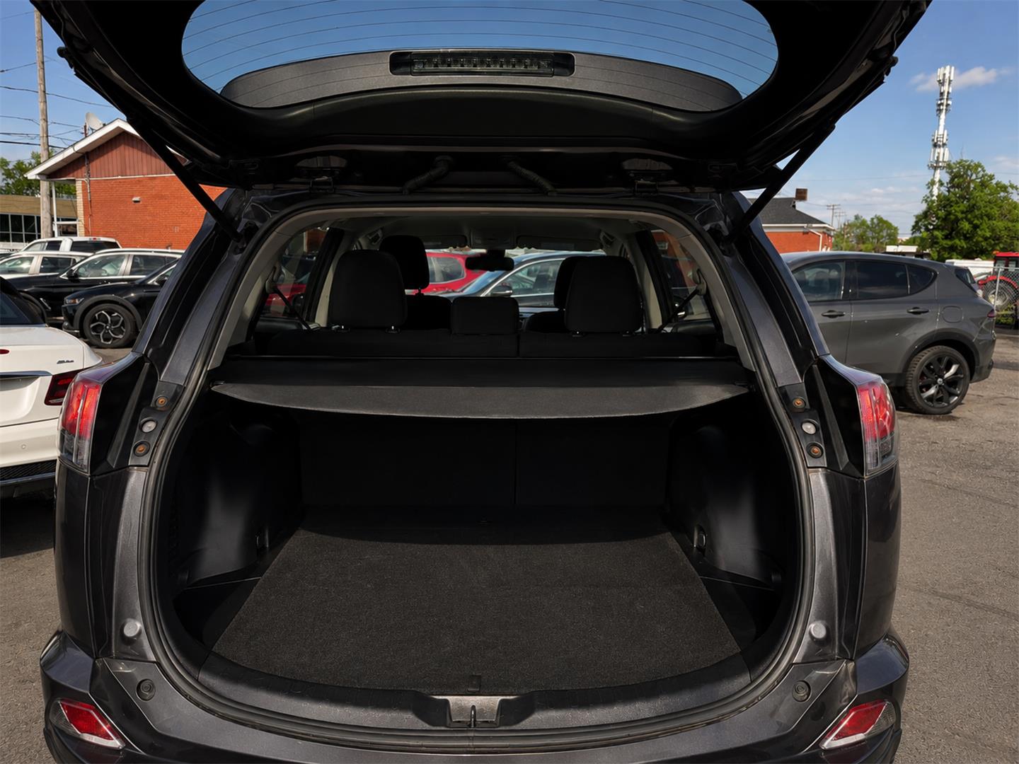 toyota RAV4 2018 - 26