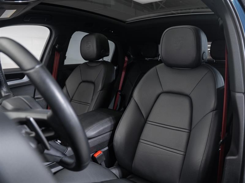 porsche Cayenne 2024 - 25