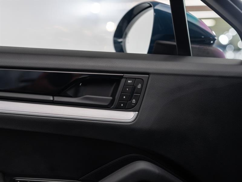 porsche Cayenne 2024 - 26
