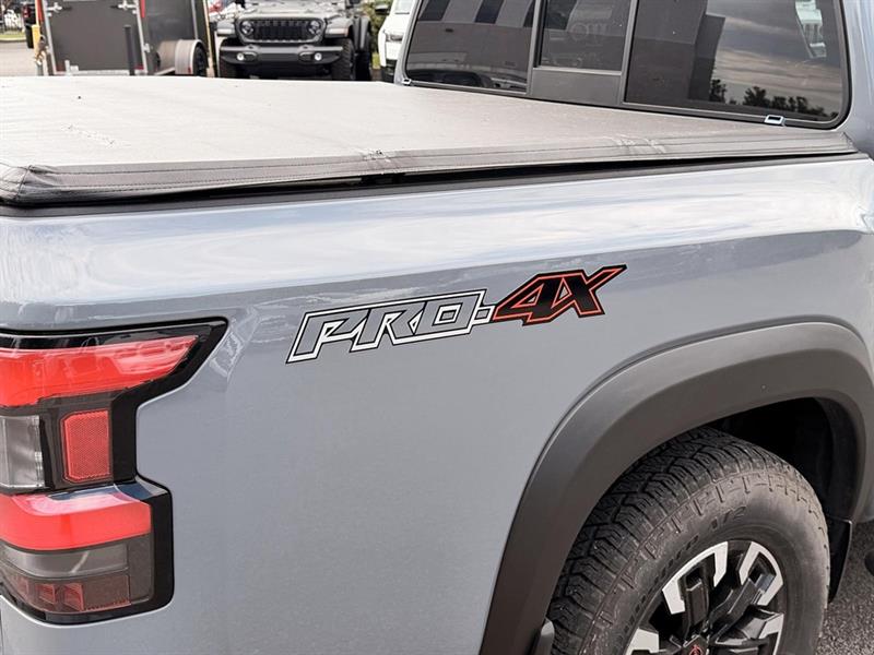 nissan Frontier 2022 - 9