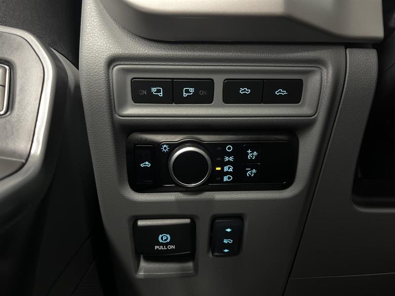 ford F150 Lightning 2023 - 13