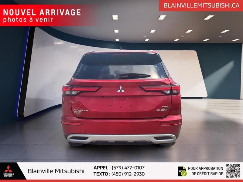 mitsubishi Outlander rechargeable 2023 - 9