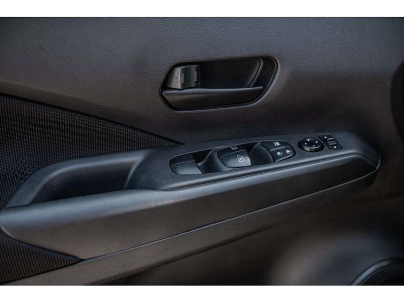 nissan Kicks Play 2025 - 11