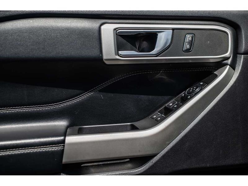ford Explorer 2022 - 16