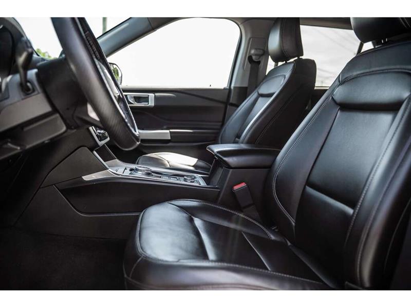 ford Explorer 2022 - 17