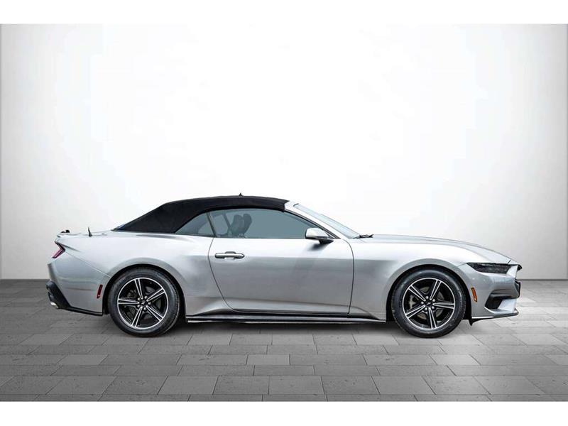 ford Mustang 2025 - 4