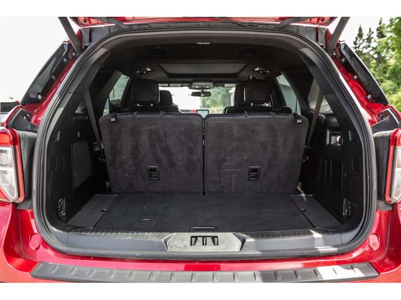 ford Explorer 2022 - 12