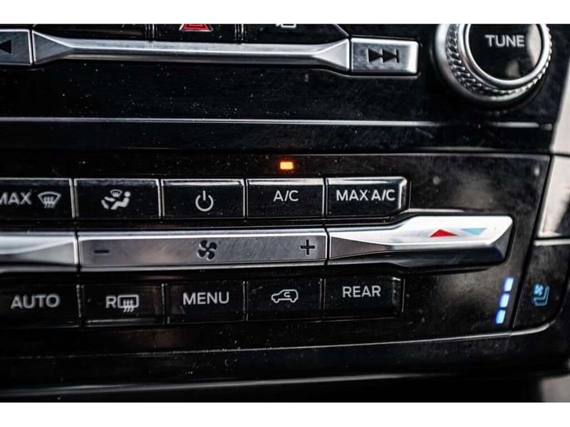 ford Explorer 2022 - 29