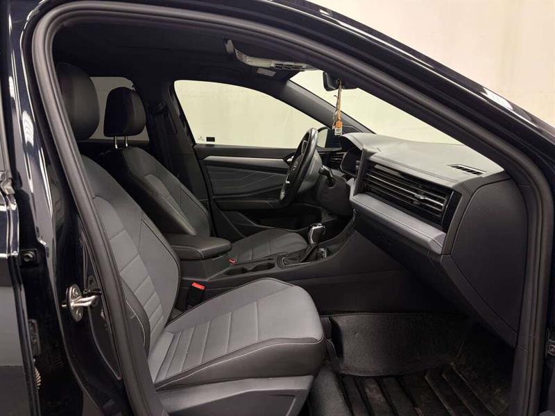 volkswagen Jetta 2025 - 28