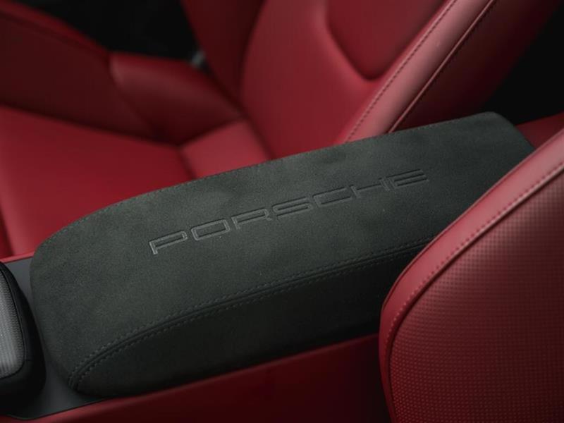 porsche 911 2024 - 18