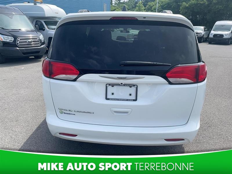 chrysler Grand Caravan 2021 - 3