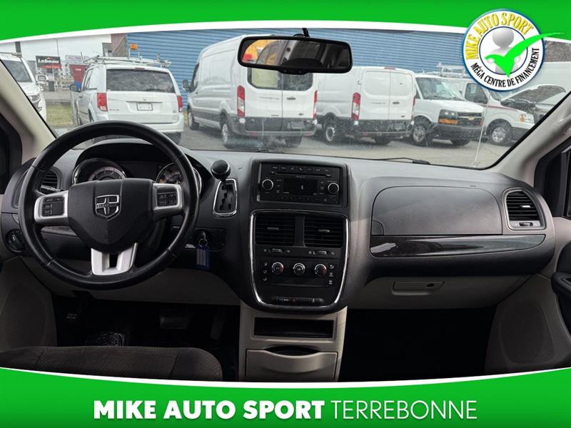 dodge Grand Caravan 2017 - 10