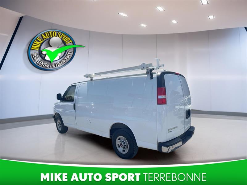 gmc Savana 2019 - 3