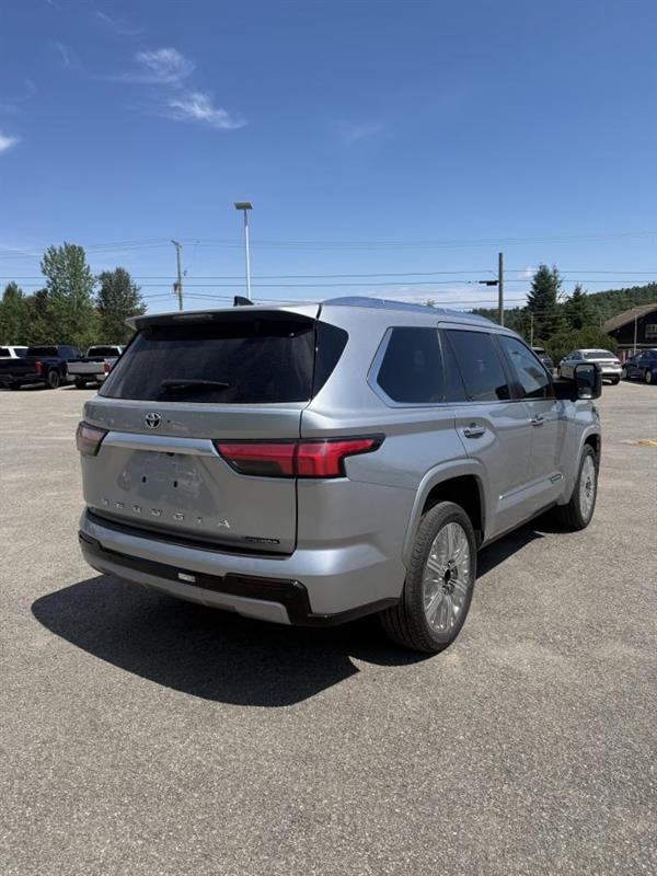 toyota Sequoia 2026 - 6
