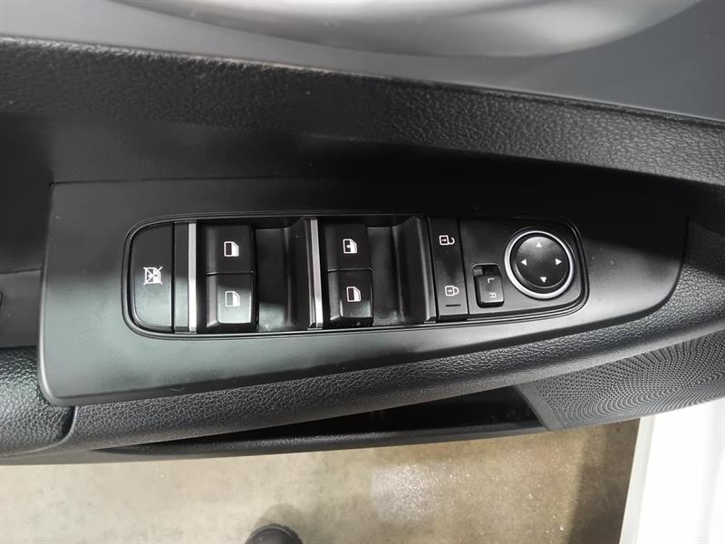 kia Forte 2022 - 9