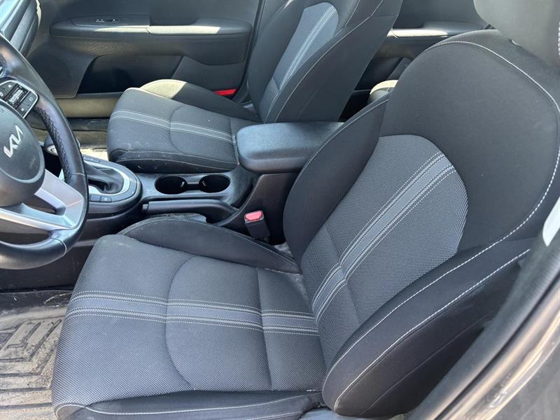 kia Forte 2023 - 13