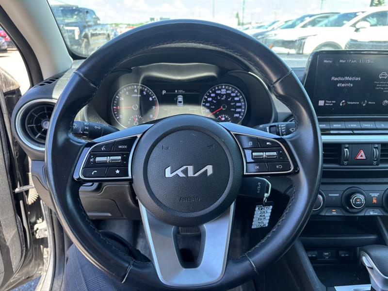 kia Forte 2023 - 16
