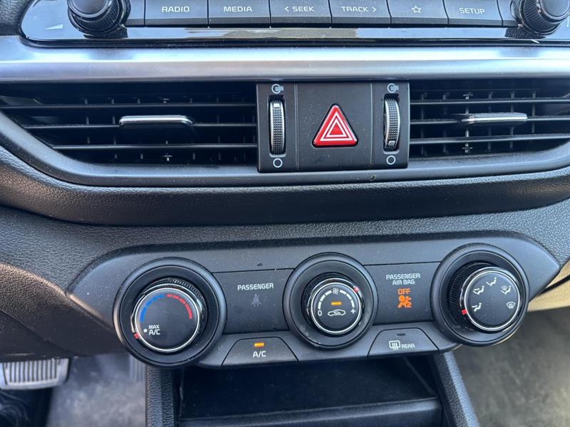 kia Forte 2023 - 20