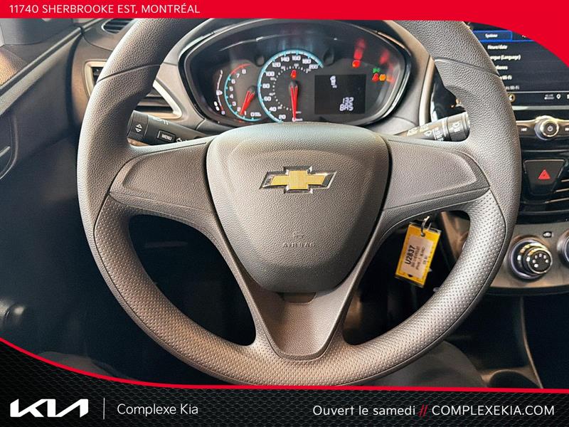 chevrolet Spark 2022 - 12