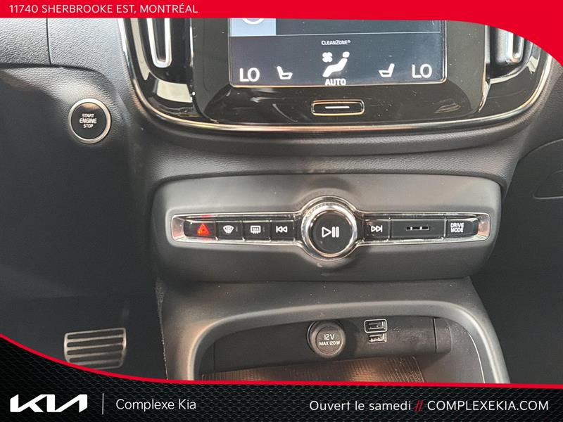 volvo XC40 2021 - 16