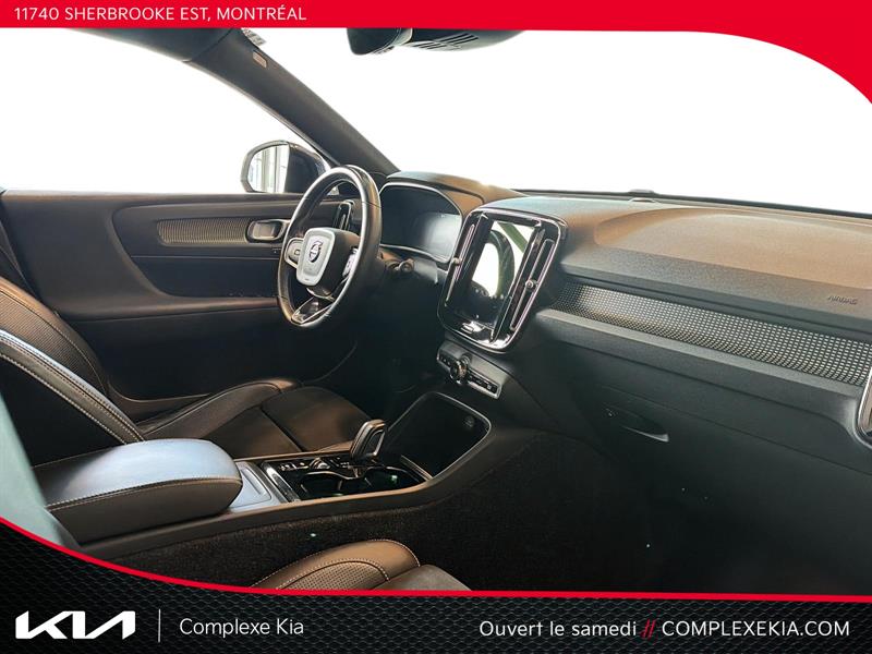 volvo XC40 2021 - 18