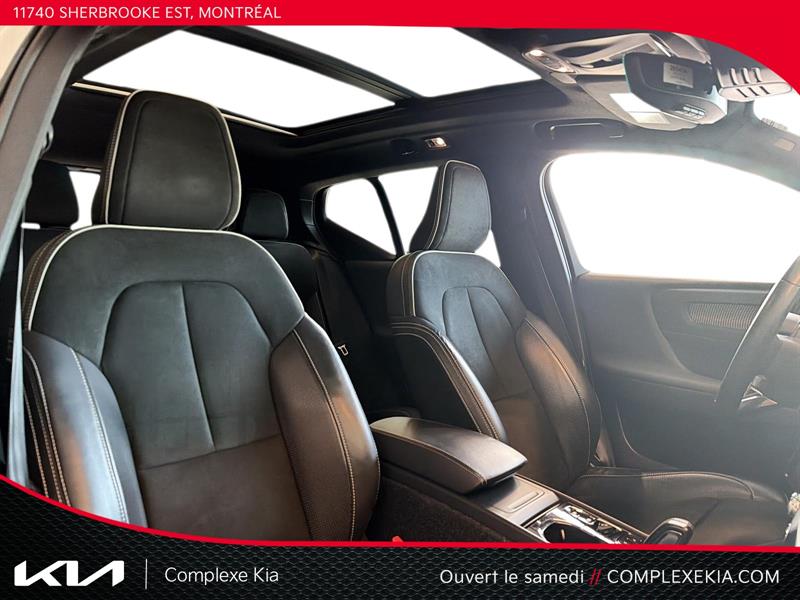 volvo XC40 2021 - 19