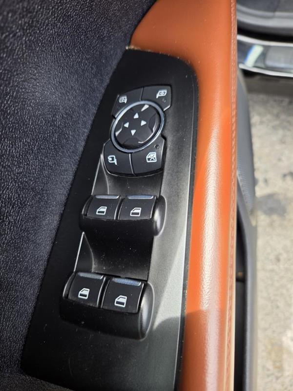 lincoln MKX 2016 - 18