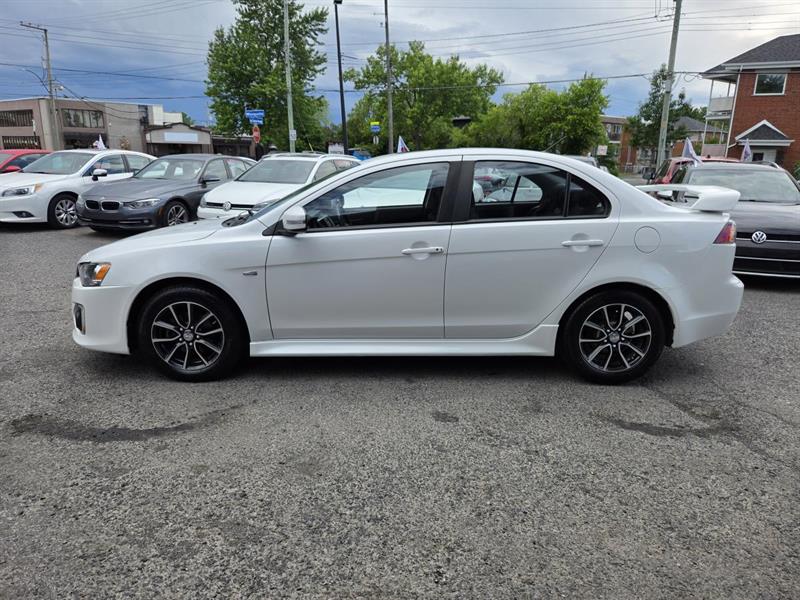 mitsubishi Lancer 2017 - 4