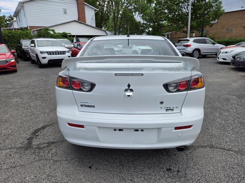 mitsubishi Lancer 2017 - 6